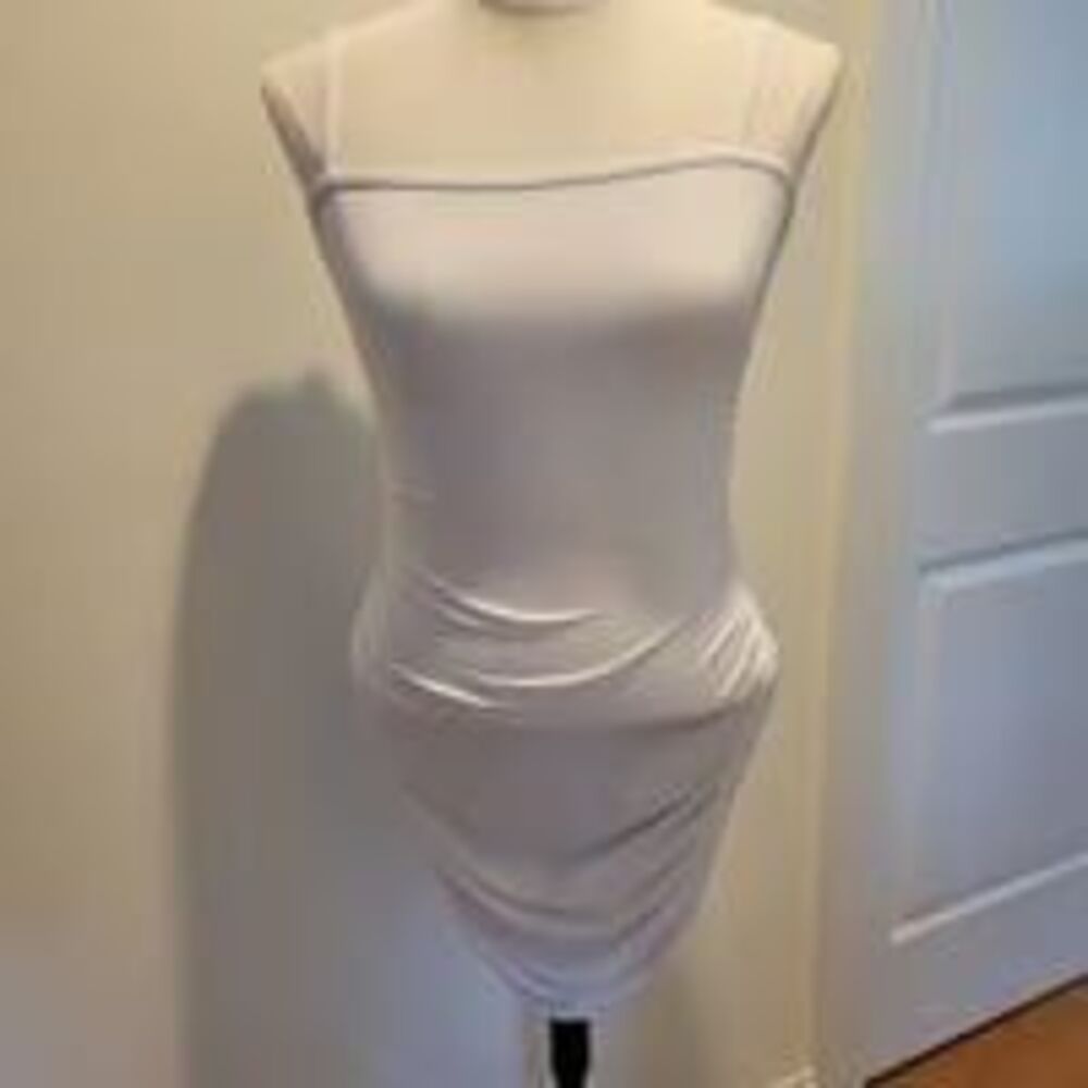 BodyCon Fitted small white dress